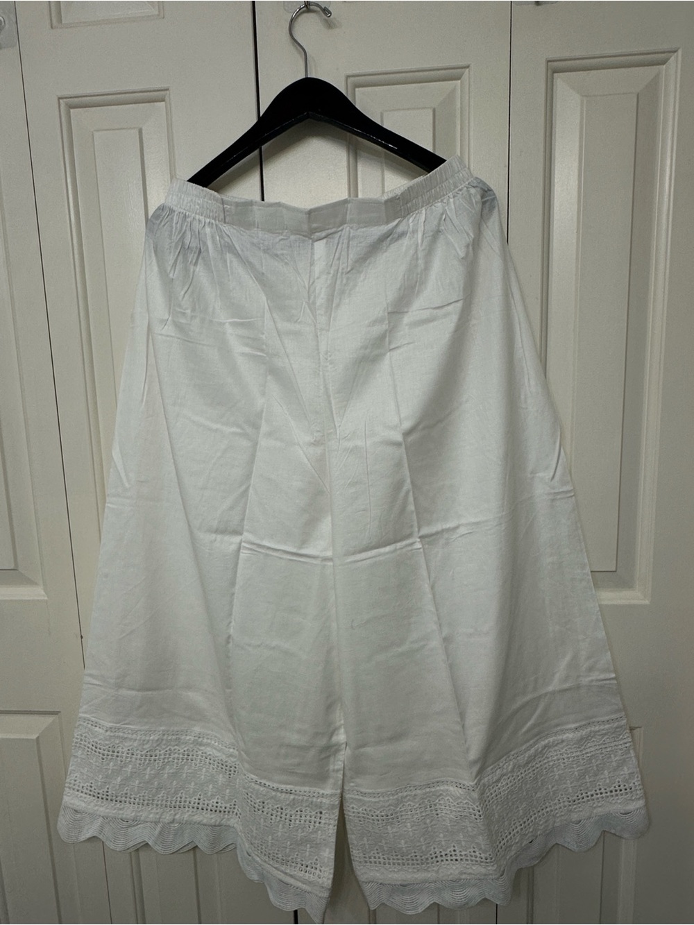 White Cotton A-Line Palazzo pants with Crochet Hem size 25”